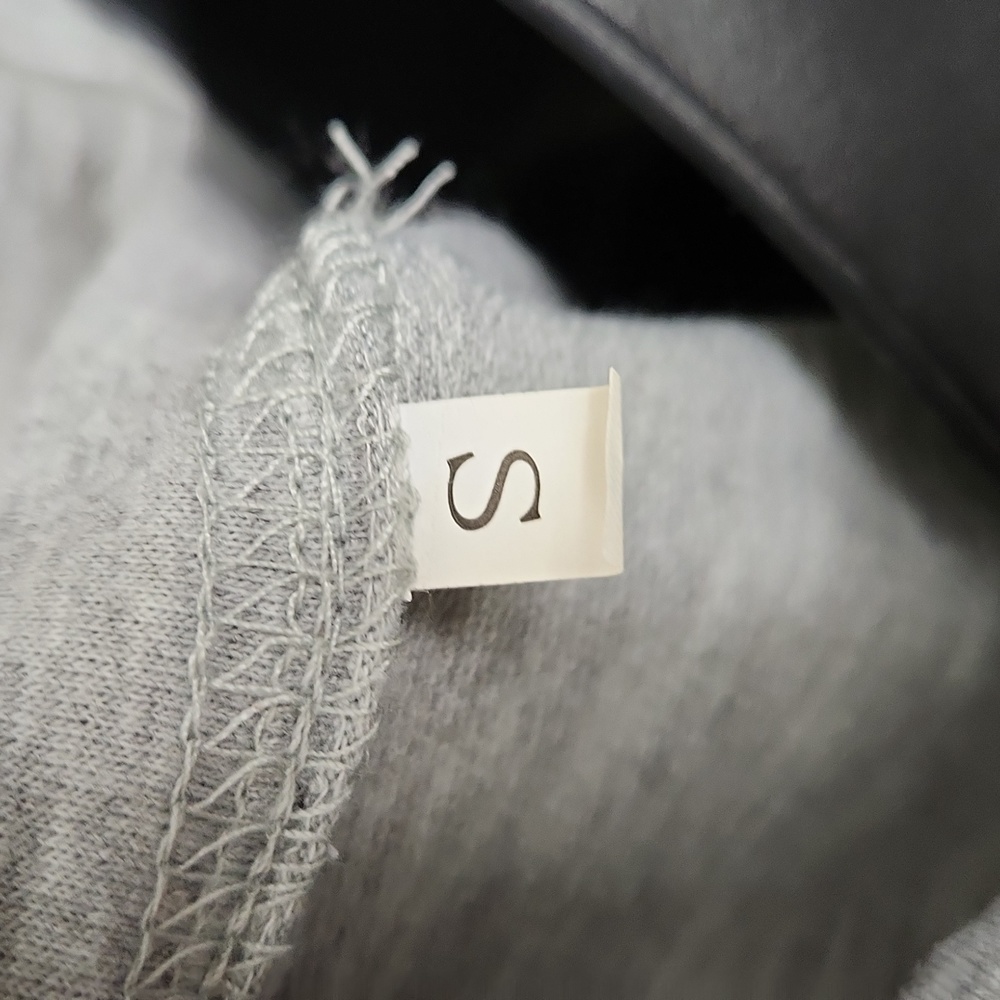 Paw Print Heart Elbow Patch Sweatshirt - Oversized Small - Picture 8 of 9